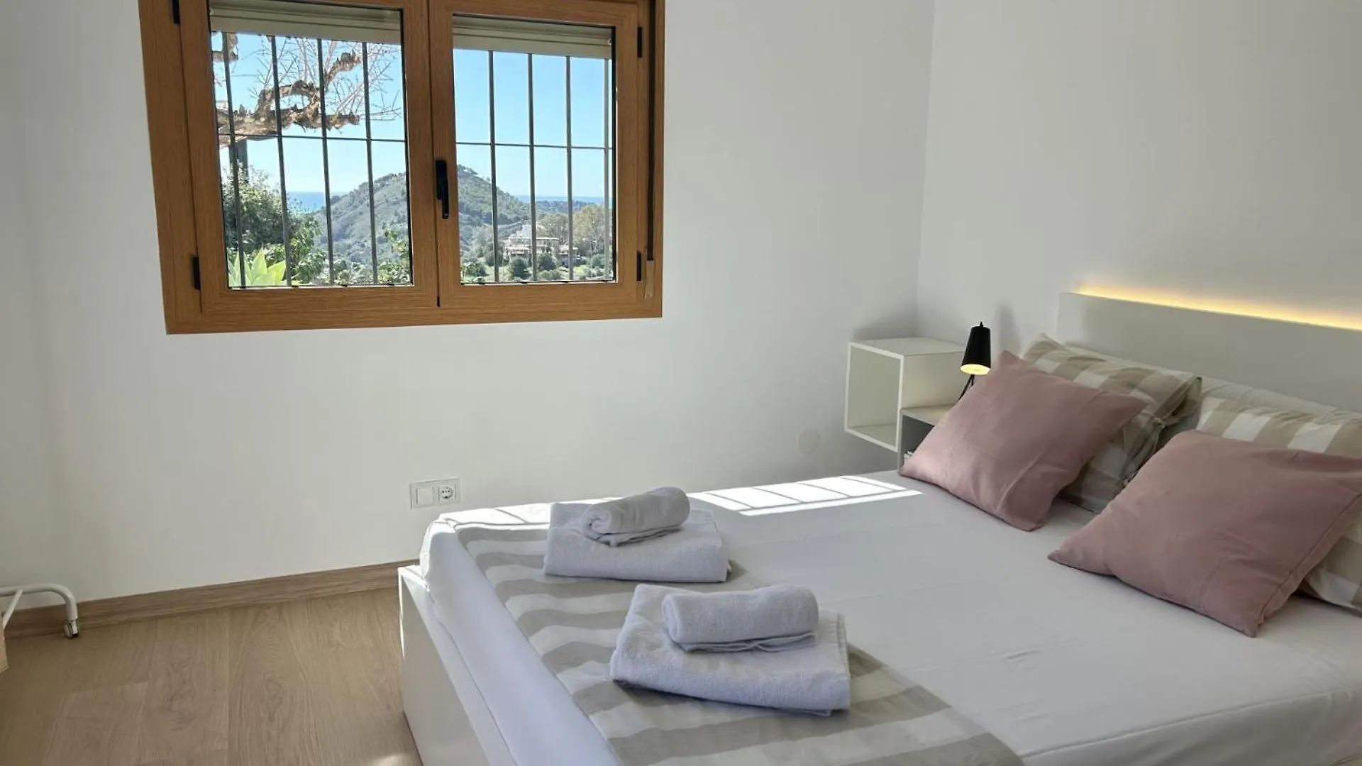 Peinado Grande Village Málaga Сasa de vacaciones